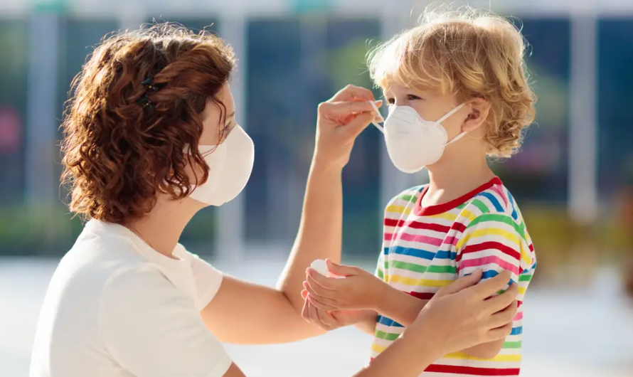 Sustavni pregled objavljen u BMJ-u “ne pronalazi nikakve dokaze o koristi” kod prisiljavanja djece da nose maske